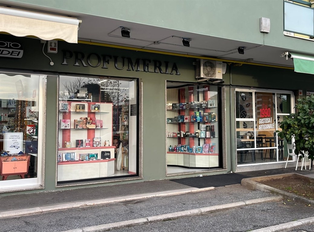 NEGOZIO MQ 50 - VIA CASAL TIDEI