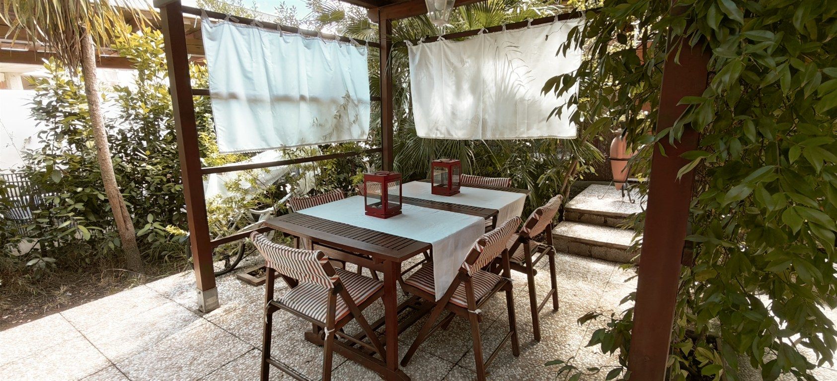 Appartamento ristrutturato con giardino e posto auto