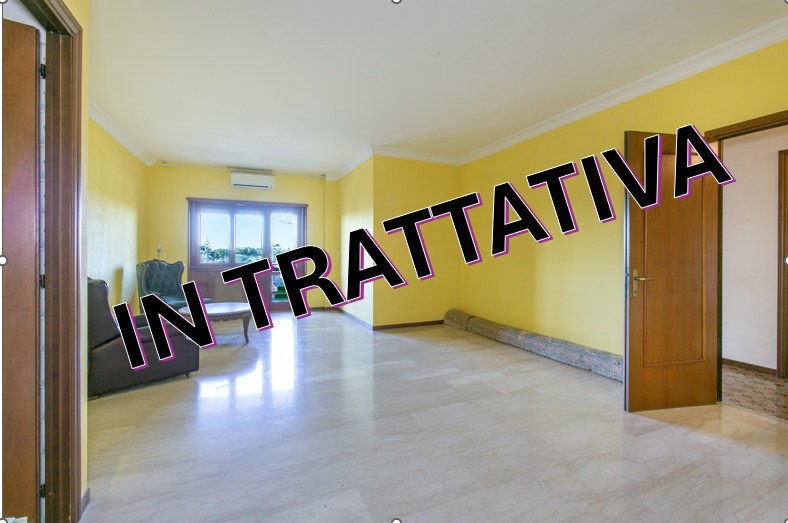 APPARTAMENTO 5° PIANO CON TERRAZZO