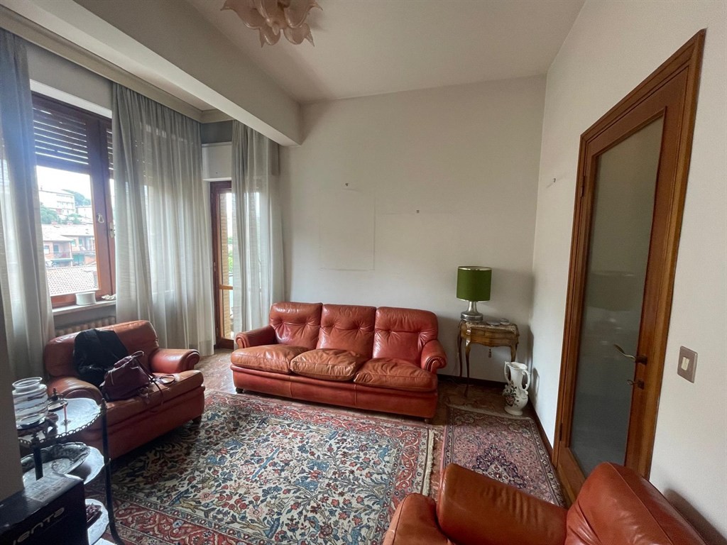 Prepo/Madonna Alta - appartamento ampia metratura e cantina